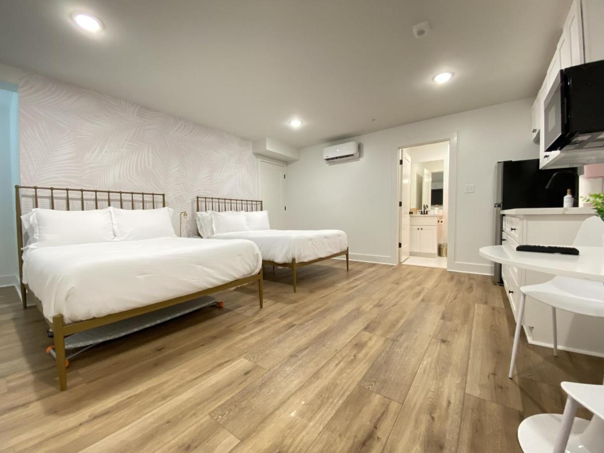 Tropical Springs Studio Apartment Two Queen Beds Galveston Luaran gambar