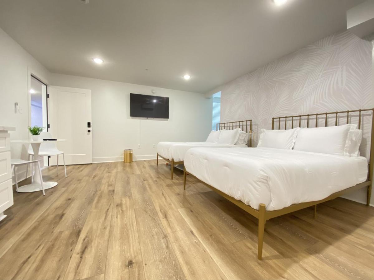 Tropical Springs Studio Apartment Two Queen Beds Galveston Luaran gambar